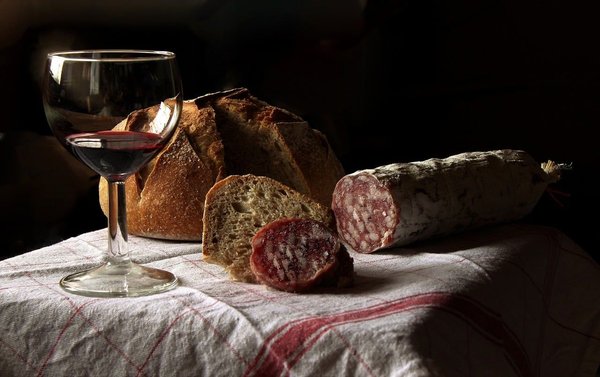 Perfect pairings: wine and food combinations